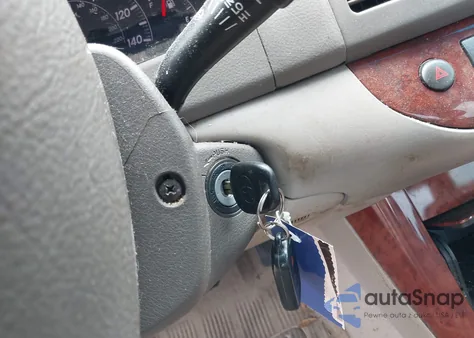 2005 Toyota Camry Xle from USA, damaged, VIN 4T1BE32KX5U088853